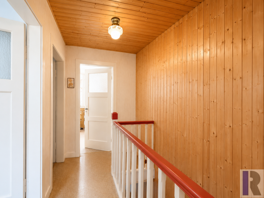 Flur im DG Reihenmittelhaus Mayen