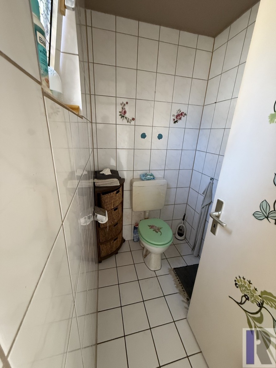 G�ste-WC Einfamilienhaus Bassenheim