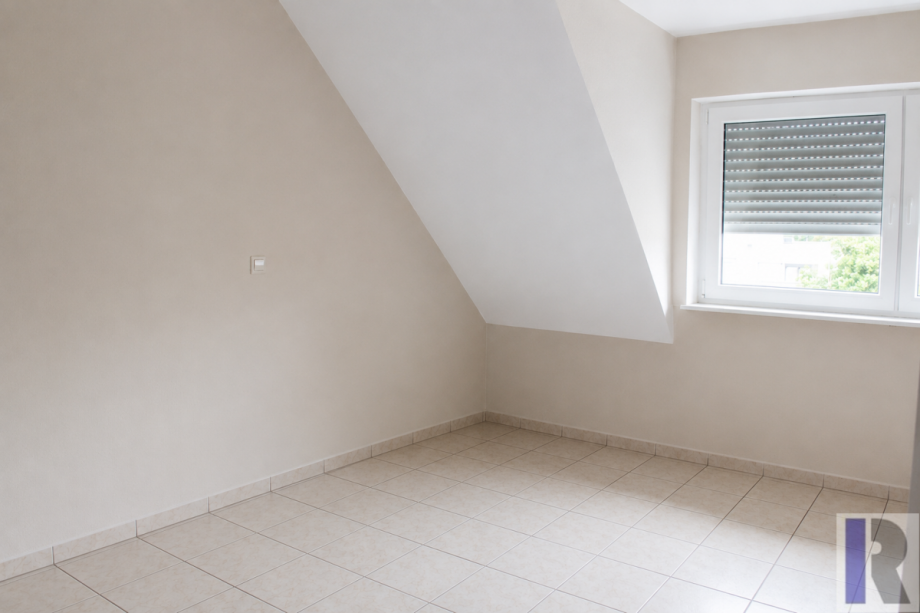 ger�umiges Schlafzimmer Etagenwohnung Koblenz